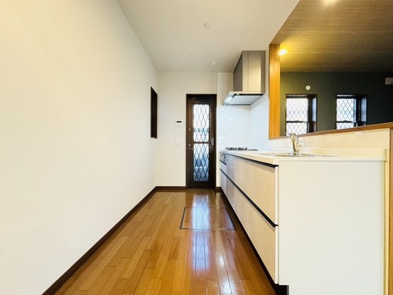 detached 埼玉県三郷市戸ケ崎５丁目
地図を見る