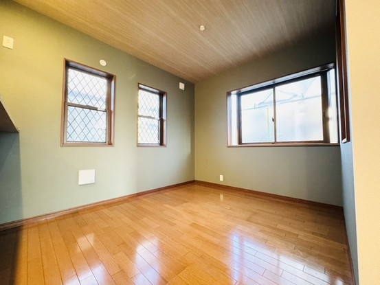 detached 埼玉県三郷市戸ケ崎５丁目
地図を見る