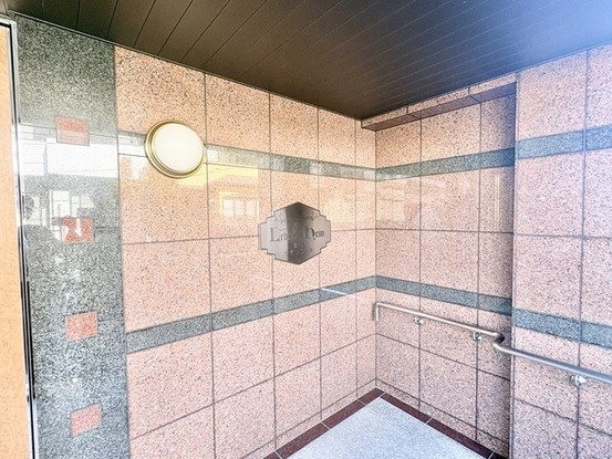 apartment 埼玉県草加市吉町２丁目
地図を見る