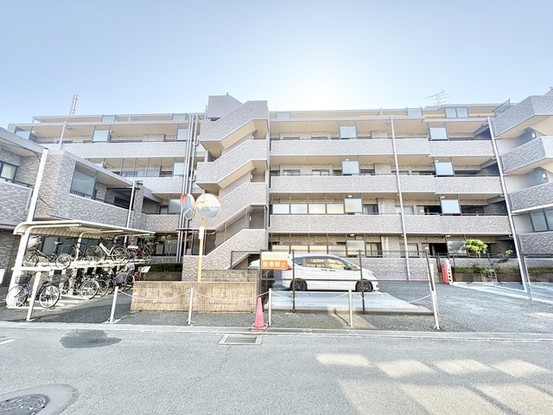 apartment 埼玉県草加市吉町２丁目
地図を見る
