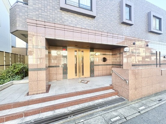 apartment 埼玉県草加市吉町２丁目
地図を見る