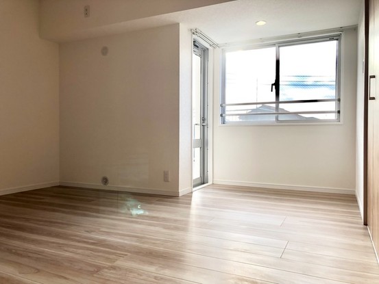 apartment 埼玉県草加市旭町２丁目
地図を見る