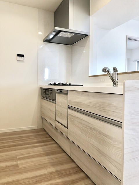 apartment 埼玉県草加市旭町２丁目
地図を見る