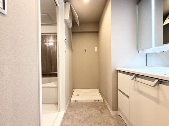 apartment 埼玉県越谷市瓦曽根２丁目
地図を見る