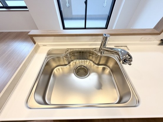 apartment 埼玉県越谷市瓦曽根２丁目
地図を見る