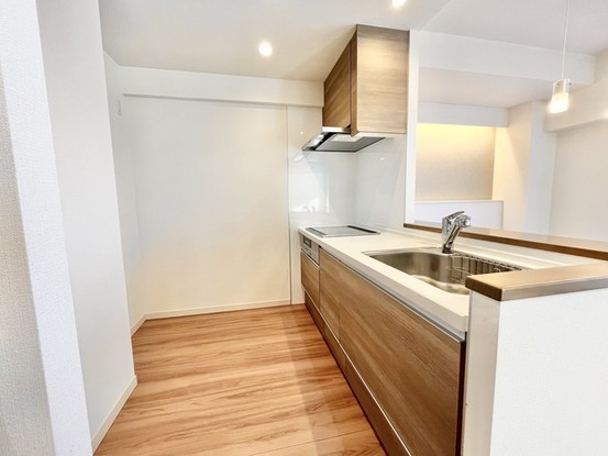 apartment 東京都足立区千住大川町
地図を見る