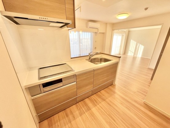 apartment 東京都足立区千住大川町
地図を見る