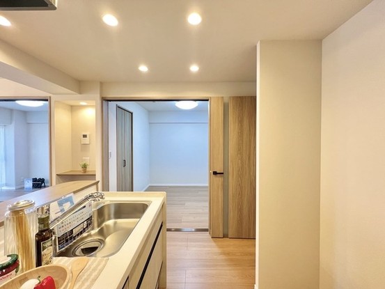 apartment 埼玉県越谷市千間台西１丁目
地図を見る