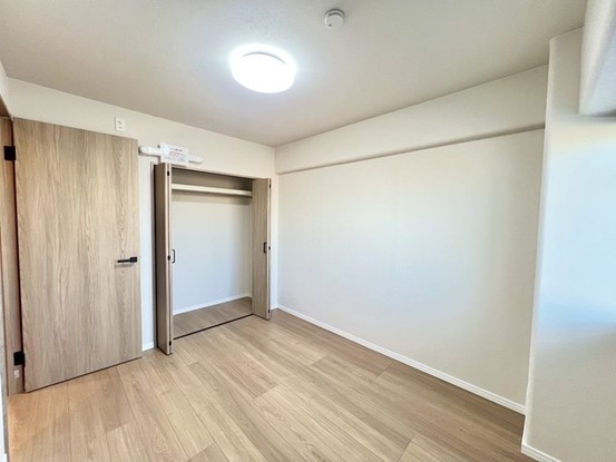 apartment 埼玉県越谷市千間台西１丁目
地図を見る