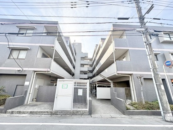 apartment 埼玉県越谷市南越谷５丁目
地図を見る