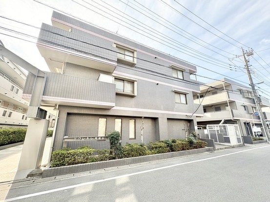 apartment 埼玉県越谷市南越谷５丁目
地図を見る