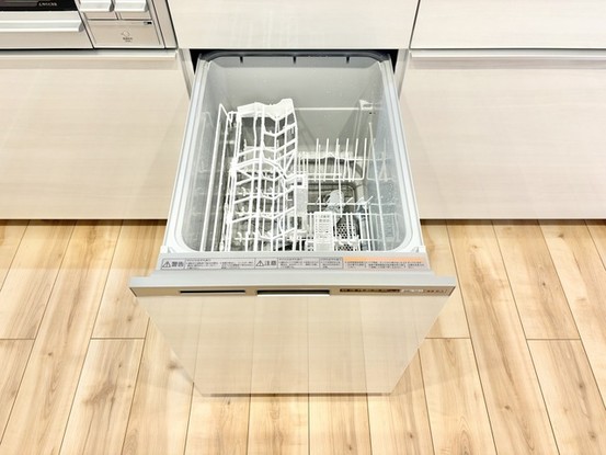 apartment 埼玉県越谷市南越谷５丁目
地図を見る