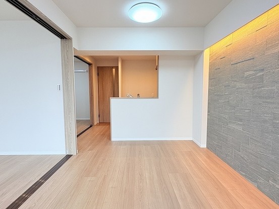 apartment 埼玉県草加市栄町３丁目
地図を見る