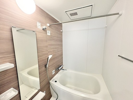 apartment 埼玉県越谷市赤山町４丁目
地図を見る