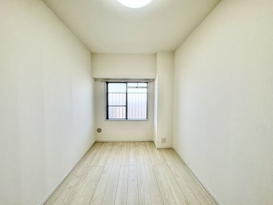 apartment 埼玉県越谷市赤山町４丁目
地図を見る