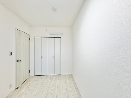 apartment 埼玉県越谷市赤山町４丁目
地図を見る