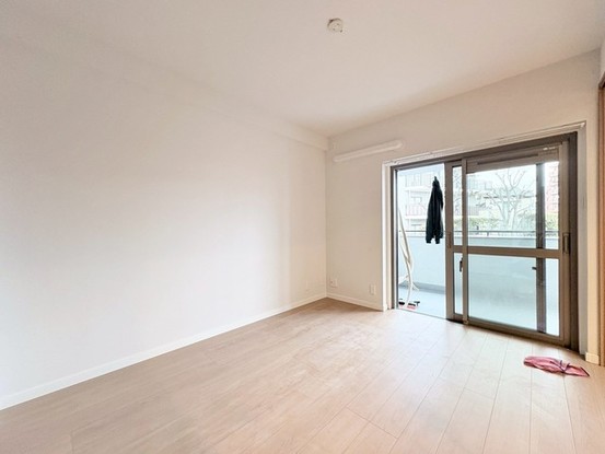 apartment 埼玉県草加市瀬崎３丁目
地図を見る