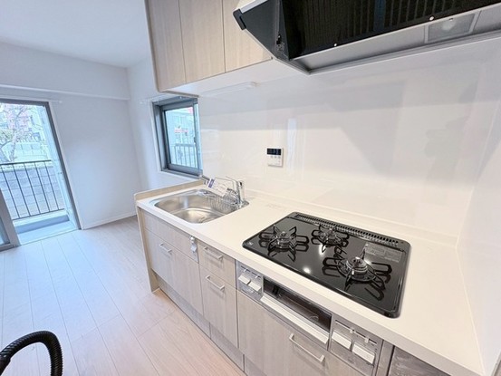 apartment 埼玉県草加市瀬崎３丁目
地図を見る