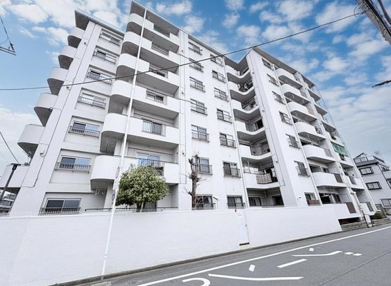 apartment 埼玉県草加市瀬崎３丁目
地図を見る