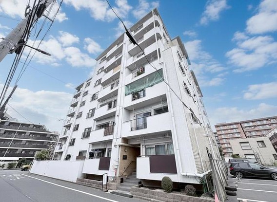 apartment 埼玉県草加市瀬崎３丁目
地図を見る