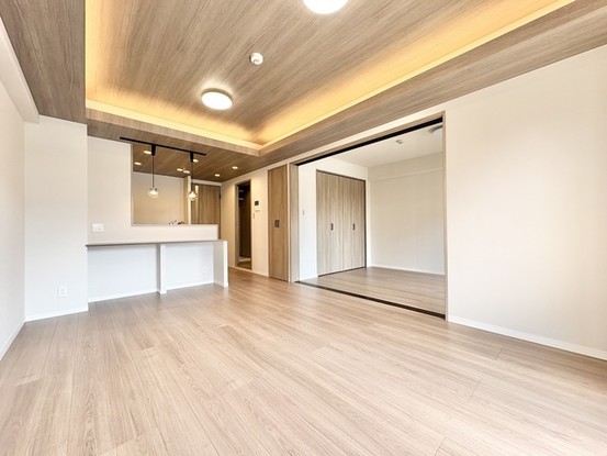 apartment 埼玉県草加市松原５丁目
地図を見る