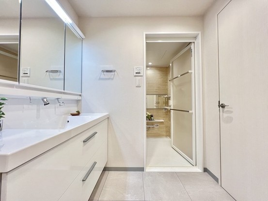 apartment 埼玉県越谷市大字袋山1361-16