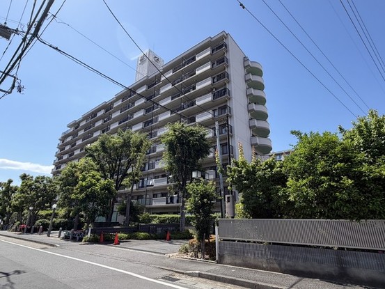 apartment 埼玉県草加市花栗３丁目
地図を見る