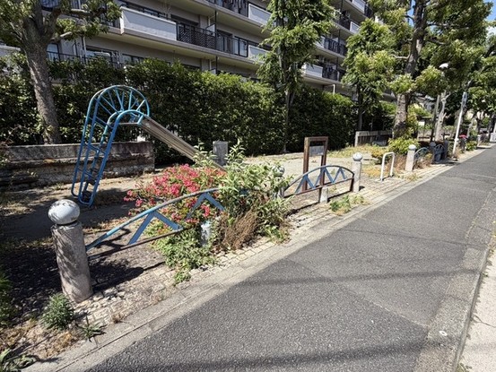 apartment 埼玉県草加市花栗３丁目
地図を見る