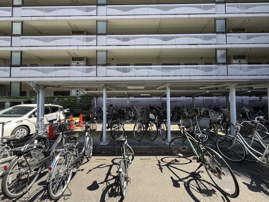 apartment 埼玉県草加市花栗３丁目
地図を見る