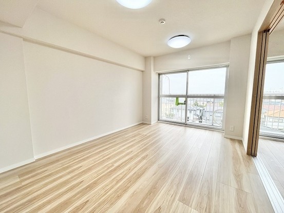 apartment 埼玉県八潮市大字大曽根
地図を見る