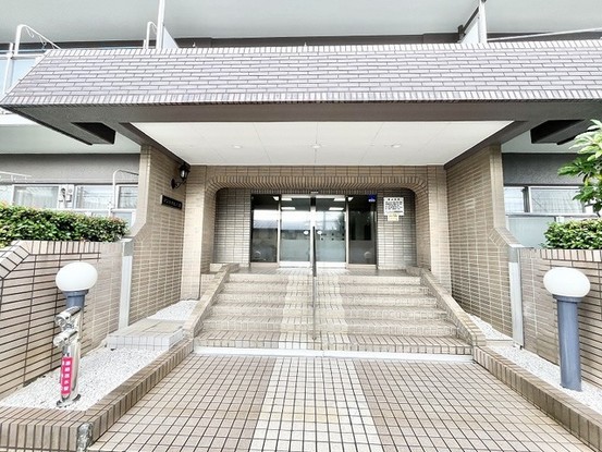 apartment 埼玉県八潮市大字大曽根
地図を見る
