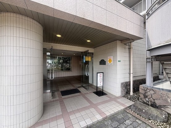 apartment 埼玉県草加市旭町２丁目
地図を見る