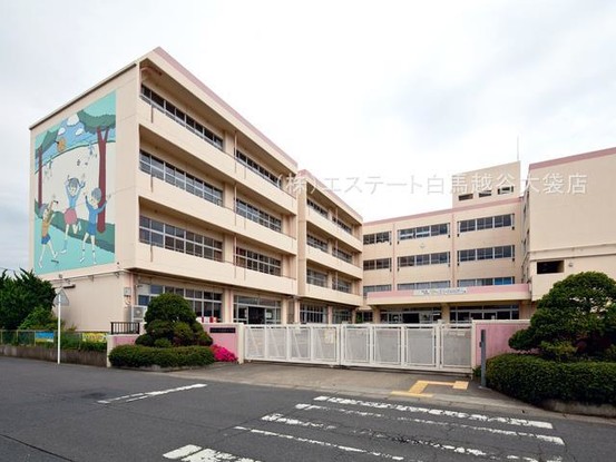 apartment 埼玉県吉川市木売２丁目
地図を見る