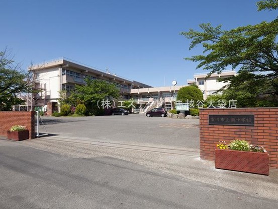 apartment 埼玉県吉川市木売２丁目
地図を見る