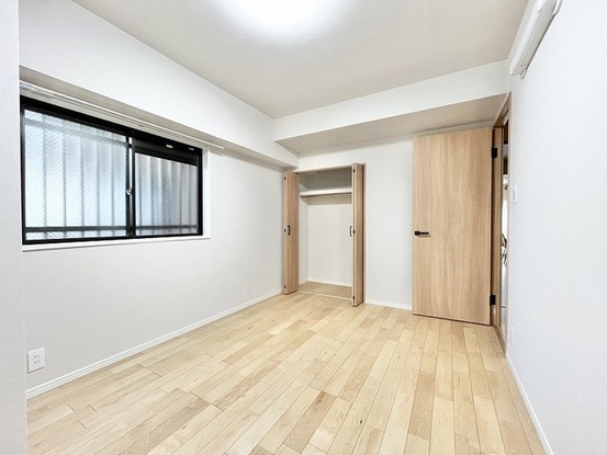 apartment 埼玉県三郷市早稲田５丁目
地図を見る