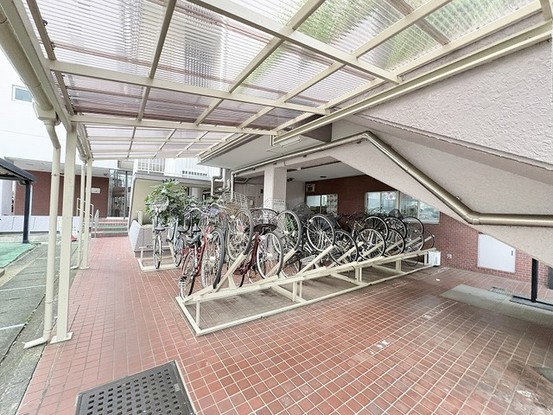 apartment 埼玉県草加市高砂２丁目
地図を見る
