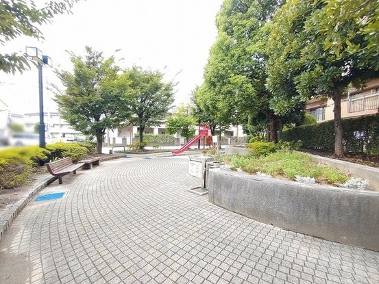 apartment 埼玉県越谷市大字袋山1361-16