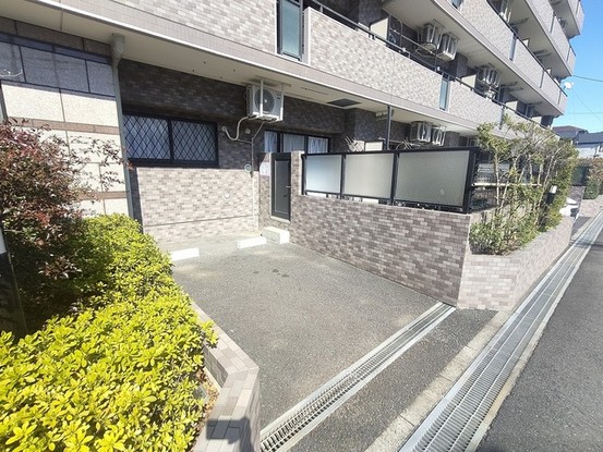 apartment 埼玉県さいたま市南区南浦和２丁目38-1 北原ビル1階