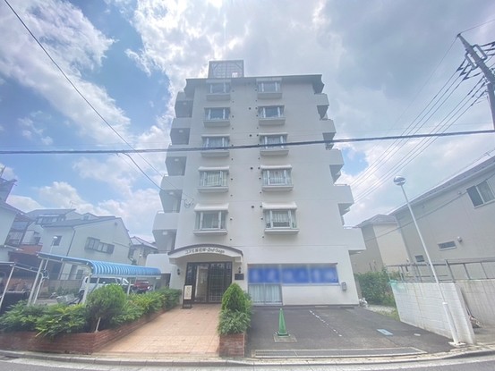apartment 埼玉県さいたま市南区南浦和２丁目38-1 北原ビル1階