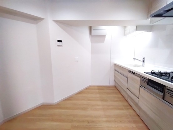 apartment 埼玉県さいたま市南区南浦和２丁目38-1 北原ビル1階