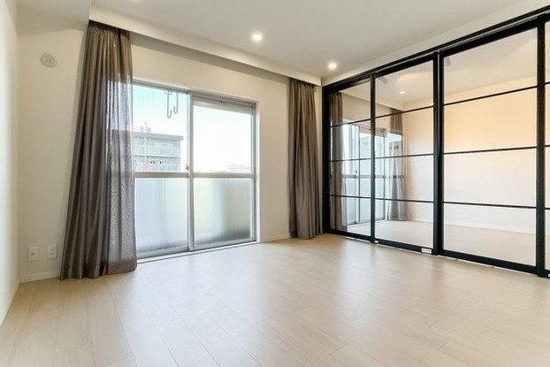 apartment 埼玉県さいたま市南区南浦和２丁目38-1 北原ビル1階