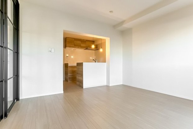 apartment 埼玉県さいたま市南区南浦和２丁目38-1 北原ビル1階