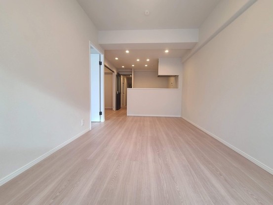 apartment 埼玉県さいたま市南区南浦和２丁目38-1 北原ビル1階