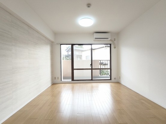 apartment 埼玉県さいたま市南区南浦和２丁目38-1 北原ビル1階