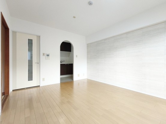 apartment 埼玉県さいたま市南区南浦和２丁目38-1 北原ビル1階