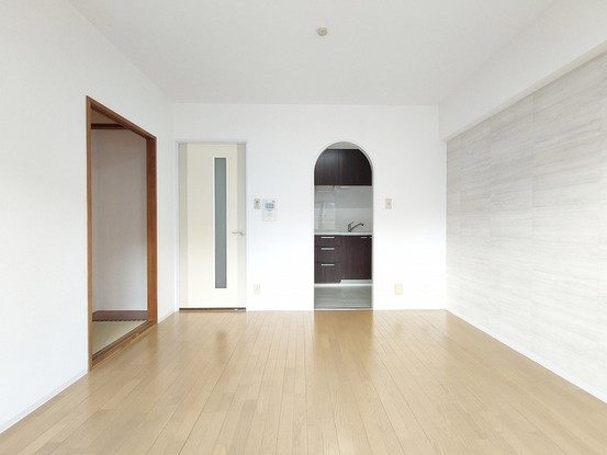 apartment 埼玉県さいたま市南区南浦和２丁目38-1 北原ビル1階