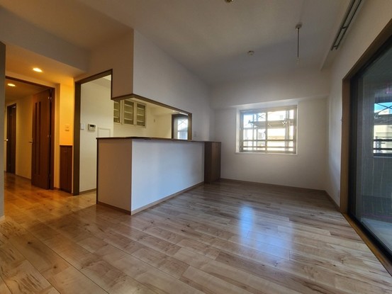 apartment 埼玉県さいたま市南区南浦和２丁目38-1 北原ビル1階