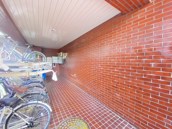 apartment 埼玉県さいたま市南区南浦和２丁目38-1 北原ビル1階