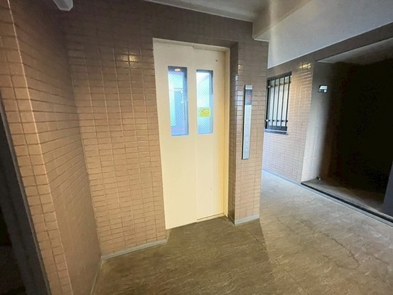 apartment 埼玉県さいたま市南区南浦和２丁目38-1 北原ビル1階