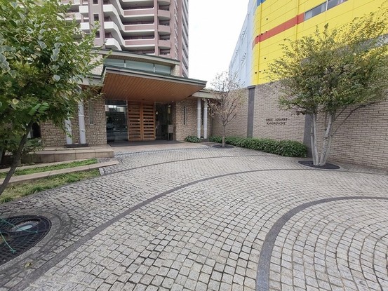 apartment 埼玉県さいたま市南区南浦和２丁目38-1 北原ビル1階